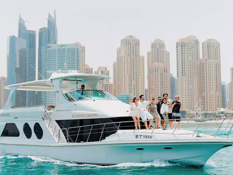 1 Hour Sharing Yacht Dubai