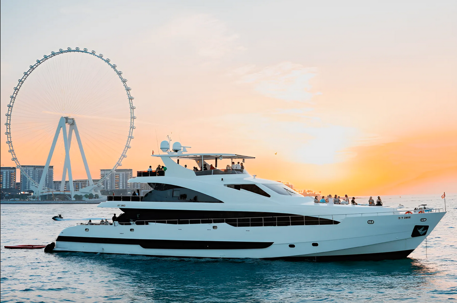 3 Hour Sharing Yacht Dubai